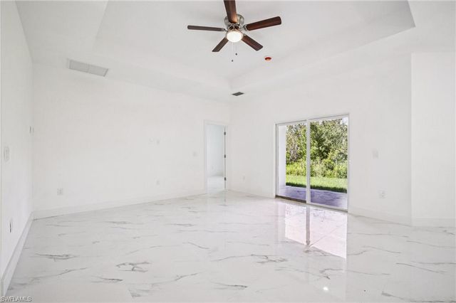 524 FairFax AVE, Lehigh Acres, FL 33974