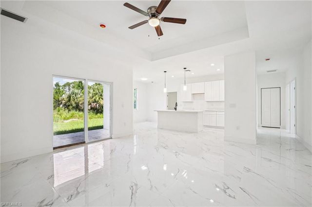 524 FairFax AVE, Lehigh Acres, FL 33974