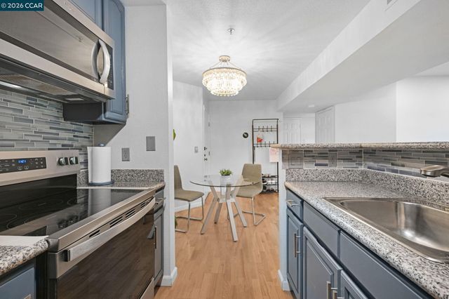 1410 Bel Air Dr 203, Concord, CA 94521