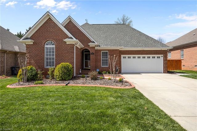 663 Dobson Court, Kernersville, NC 27284