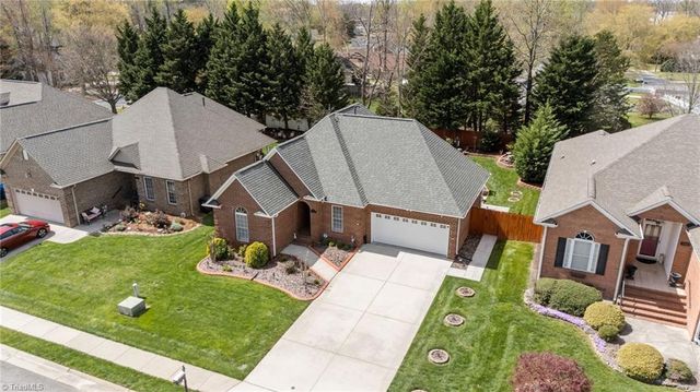 663 Dobson Court, Kernersville, NC 27284