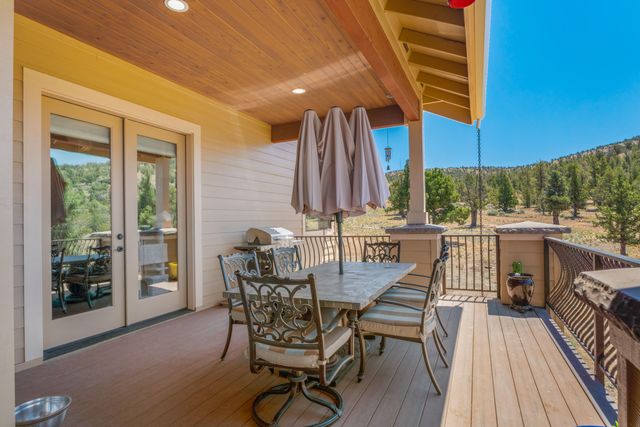 11358 HIghcrest Court, Redmond, OR 97756