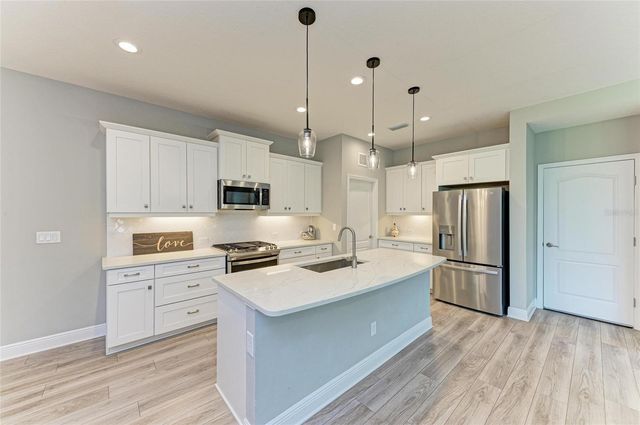 2802 BUTTERFLY JASMINE TRAIL, Sarasota, FL 34240