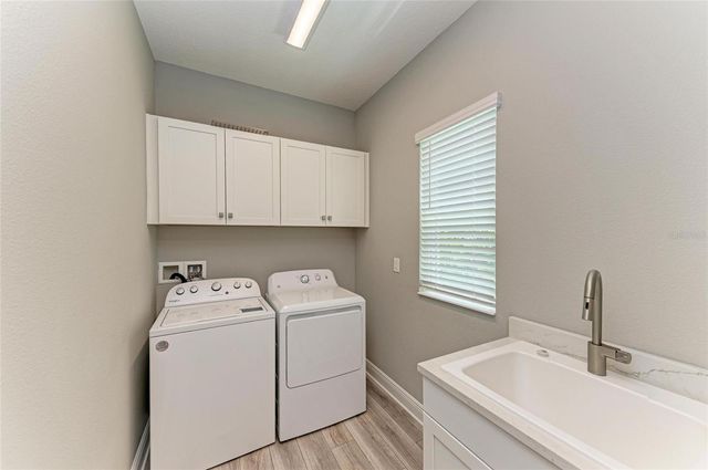 2802 BUTTERFLY JASMINE TRAIL, Sarasota, FL 34240