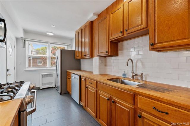 169-16 32nd Avenue, Flushing, NY 11358