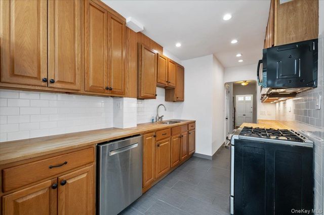 169-16 32nd Avenue, Flushing, NY 11358