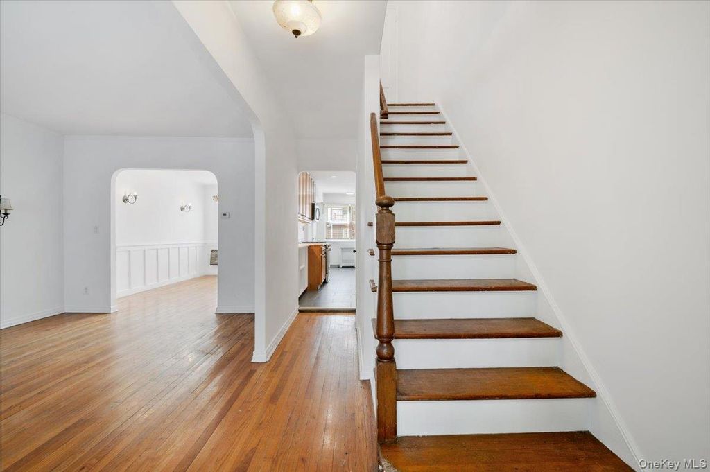 169-16 32nd Avenue, Flushing, NY 11358 — photo 3