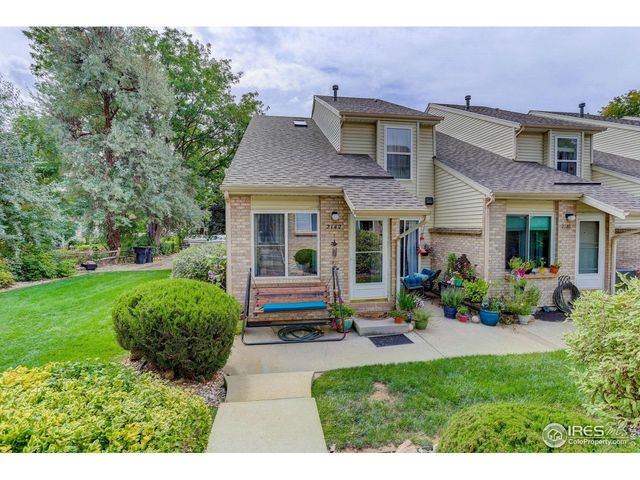 2148 Meadow Ct, Longmont, CO 80501
