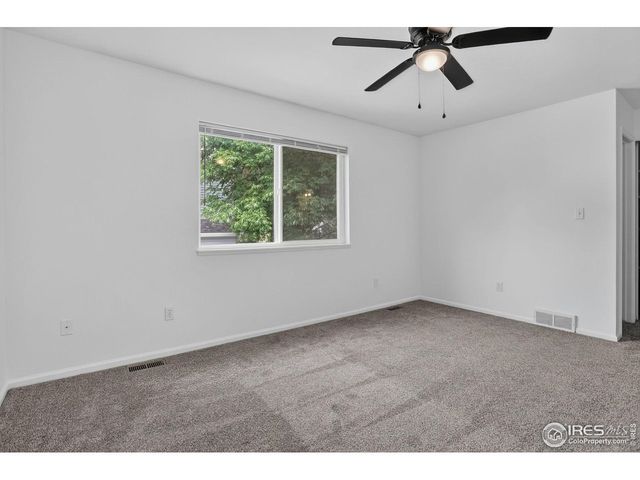 2148 Meadow Ct, Longmont, CO 80501