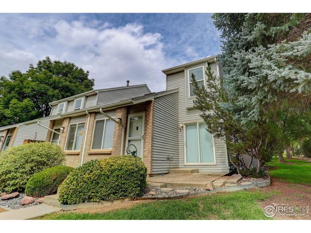 2148 Meadow Ct, Longmont, CO 80501