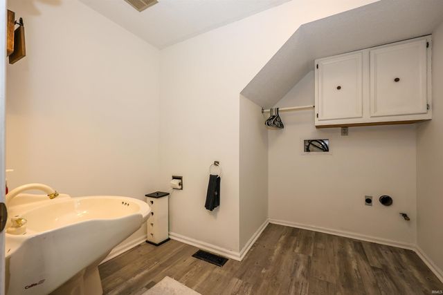 7714 Clover Meadow Drive, Fort Wayne, IN 46815