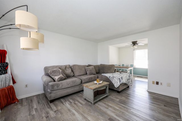 7714 Clover Meadow Drive, Fort Wayne, IN 46815