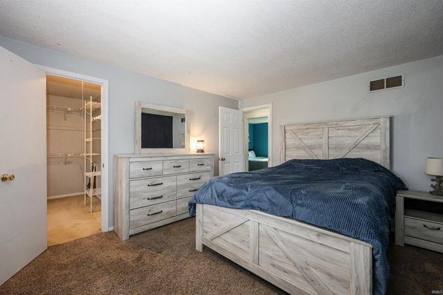 7714 Clover Meadow Drive, Fort Wayne, IN 46815