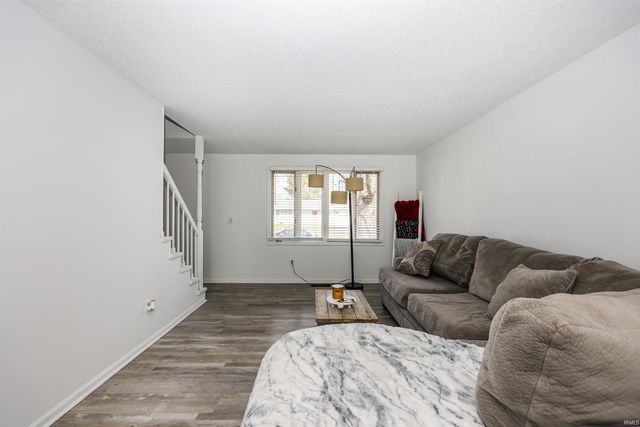 7714 Clover Meadow Drive, Fort Wayne, IN 46815