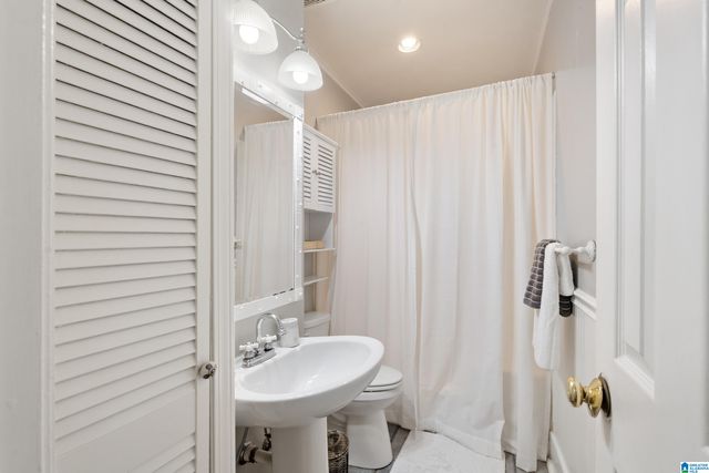 2809 13th Ave S Apt F2, Birmingham, AL 35205