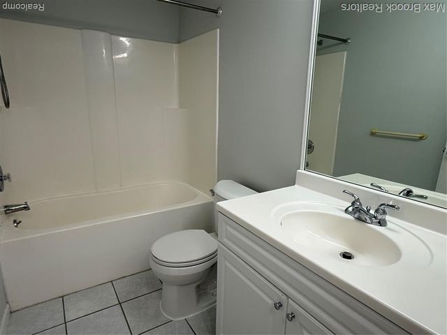 7422 Azalea Court, West Bloomfield, MI 48322