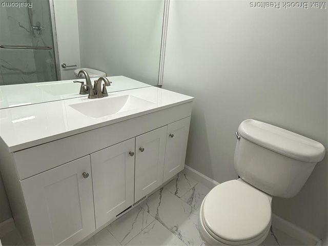 7422 Azalea Court, West Bloomfield, MI 48322