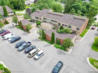 7422 Azalea Court, West Bloomfield, MI 48322