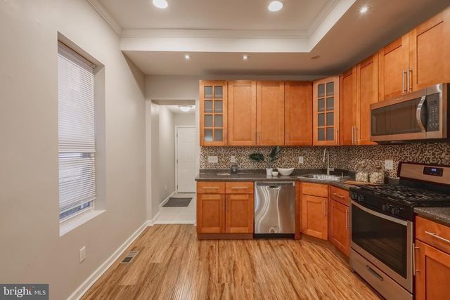 5415 SPRUCE ST, Philadelphia, PA 19139