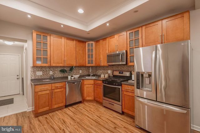 5415 SPRUCE ST, Philadelphia, PA 19139