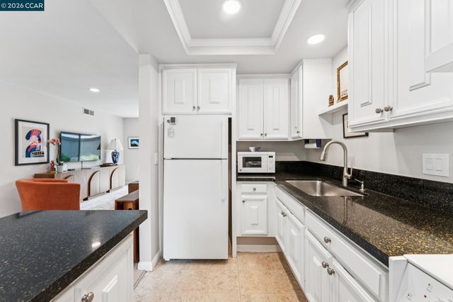 1316 Singingwood Court 4, Walnut Creek, CA 94595