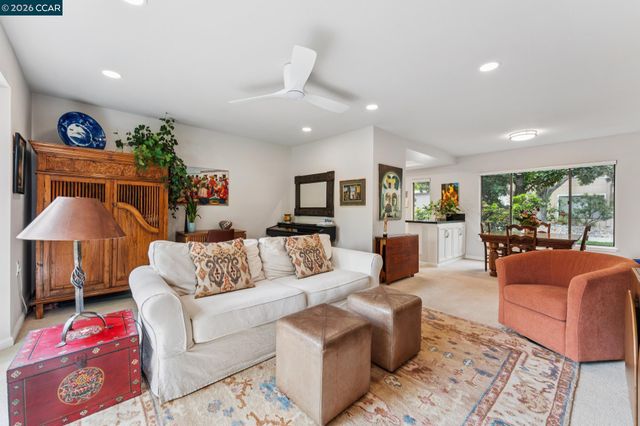 1316 Singingwood Court 4, Walnut Creek, CA 94595