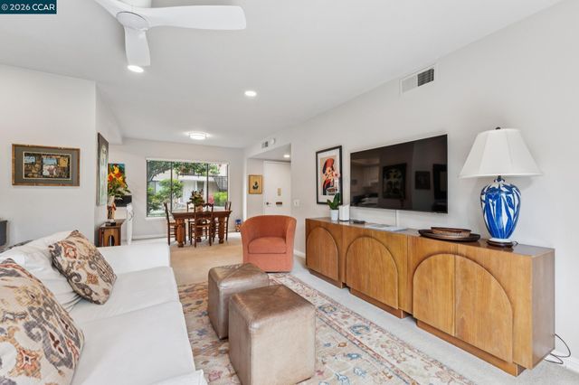 1316 Singingwood Court 4, Walnut Creek, CA 94595