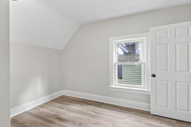 682 Fairview Avenue N, Saint Paul, MN 55104