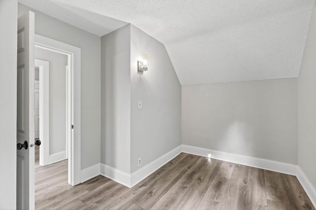 682 Fairview Avenue N, Saint Paul, MN 55104