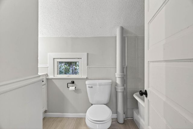 682 Fairview Avenue N, Saint Paul, MN 55104