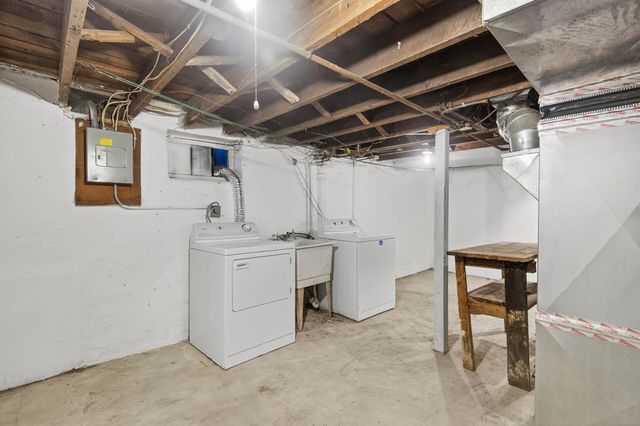 682 Fairview Avenue N, Saint Paul, MN 55104