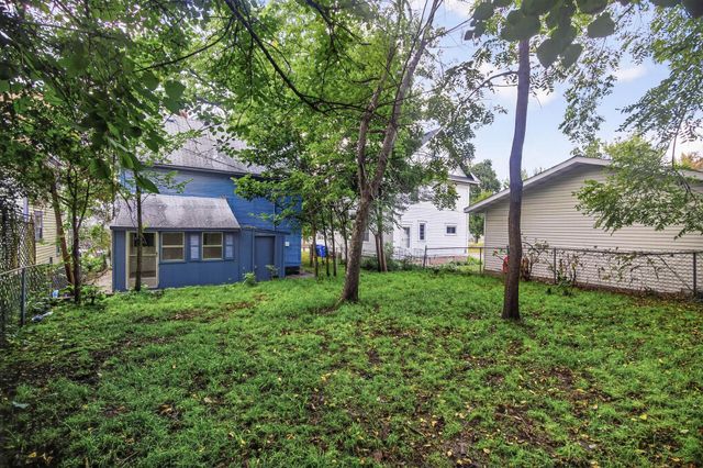 682 Fairview Avenue N, Saint Paul, MN 55104