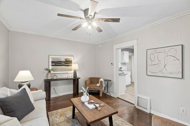 682 Fairview Avenue N, Saint Paul, MN 55104