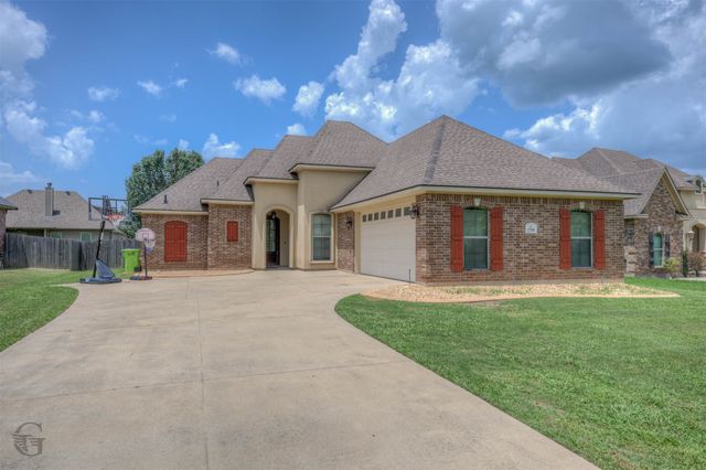 2728 Caplis Sligo Plantation Drive, Bossier City, LA 71112