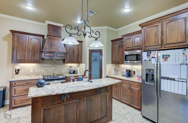 2728 Caplis Sligo Plantation Drive, Bossier City, LA 71112