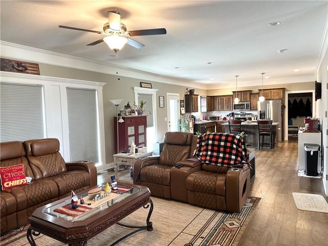 12409 Morgan Street, Excelsior Springs, MO 64024