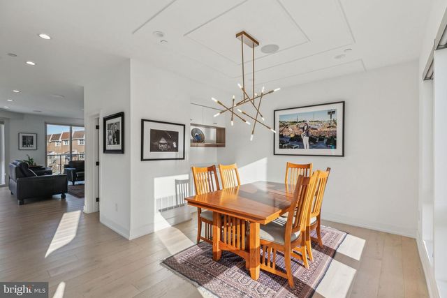527 BROWN ST, Philadelphia, PA 19123