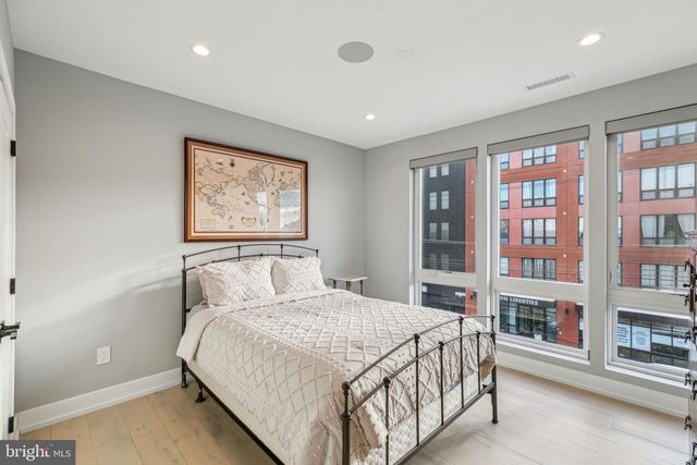 527 BROWN ST, Philadelphia, PA 19123
