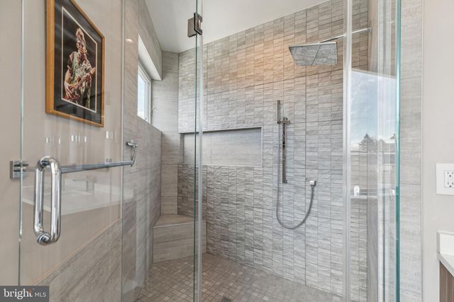527 BROWN ST, Philadelphia, PA 19123