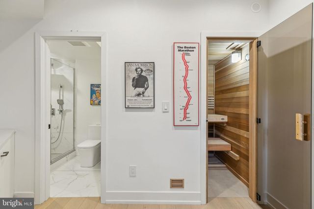 527 BROWN ST, Philadelphia, PA 19123