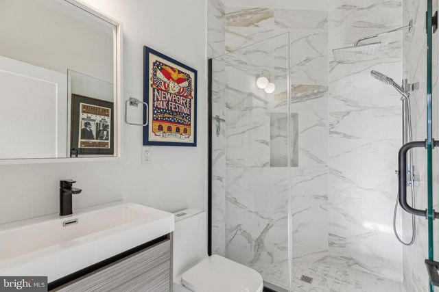 527 BROWN ST, Philadelphia, PA 19123