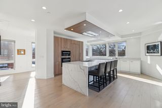 527 BROWN ST, Philadelphia, PA 19123