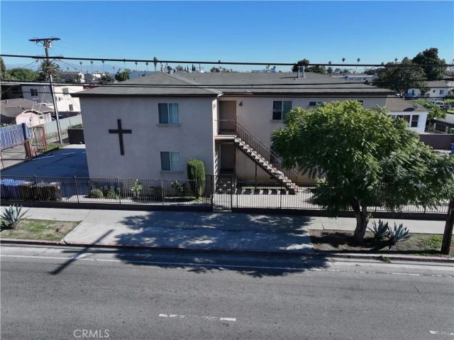 7620 S Hoover, Los Angeles, CA 90044