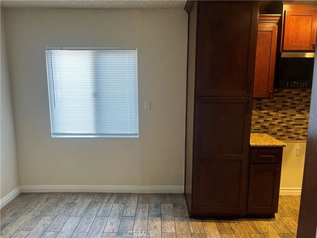 7620 S Hoover, Los Angeles, CA 90044