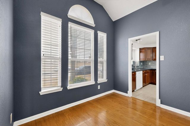 2522 Crosslands Drive, Garland, TX 75040