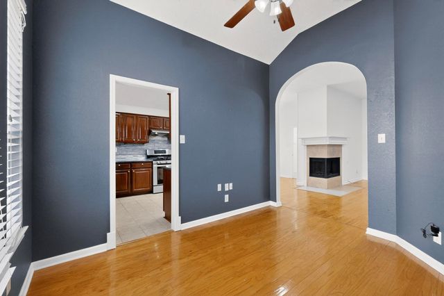 2522 Crosslands Drive, Garland, TX 75040