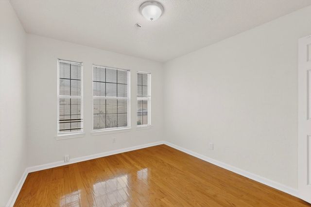 2522 Crosslands Drive, Garland, TX 75040