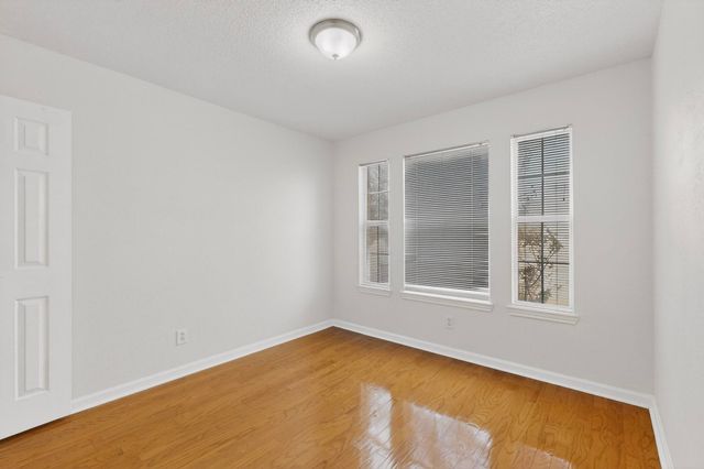 2522 Crosslands Drive, Garland, TX 75040