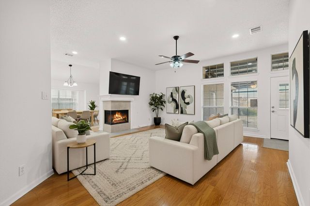 2522 Crosslands Drive, Garland, TX 75040