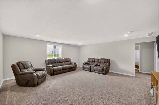 1080 Bel Aire Court, Waukee, IA 50263